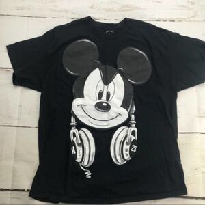 Disney Mickey Mouse with Headphones short sleeve T-shirt Unisex graphic XL